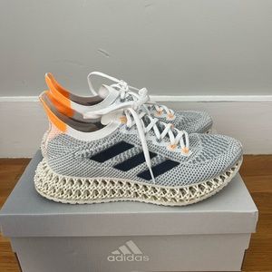 Adidas women’s running sneakers. Only worn twice!